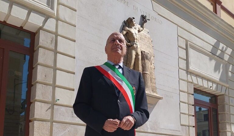 il Sindaco di Cerignola Francesco Bonito