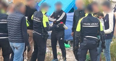 Operazioni di identificazione Polizia Locale via Candela Cerignola